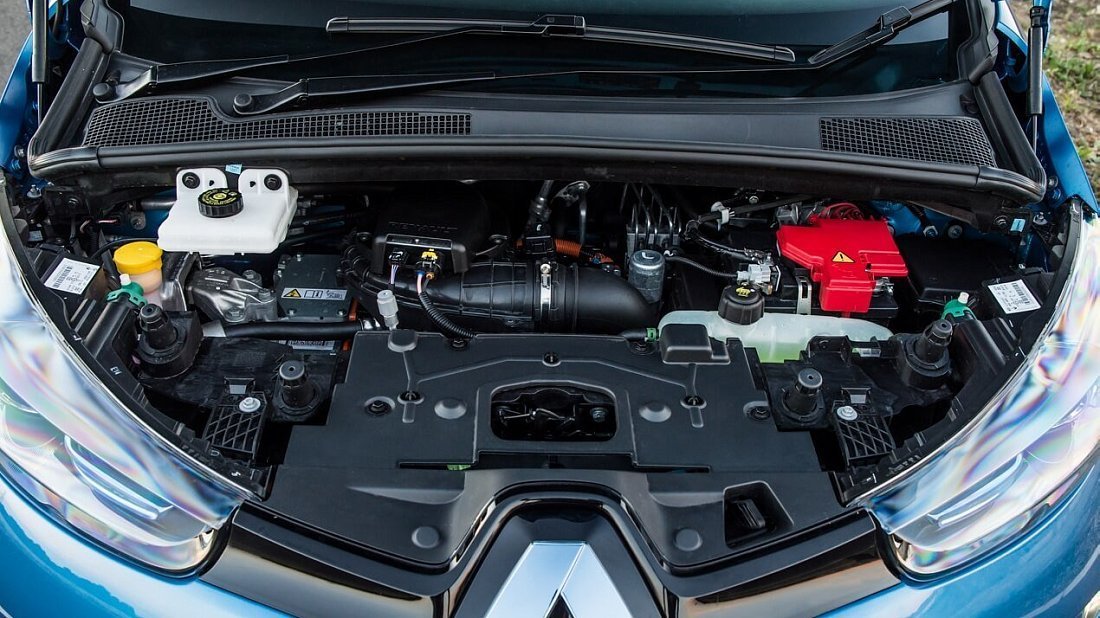 Renault Zoe Z.E. 40 R75/R90 Entry (2016-2018) frunk, front trunk, under hood, storage, cargo, capacity, bonus space