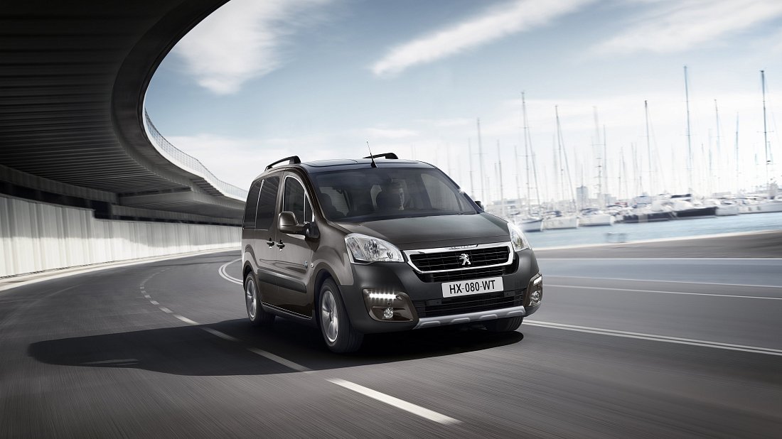 Peugeot Partner Tepee Electric (2017-2020) front fascia photo, grille, headlights, bumper, exterior