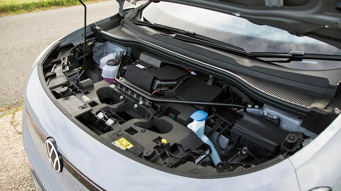Volkswagen ID.5 Pure (2024-…) frunk, front trunk, under hood, storage, cargo, capacity, bonus space
