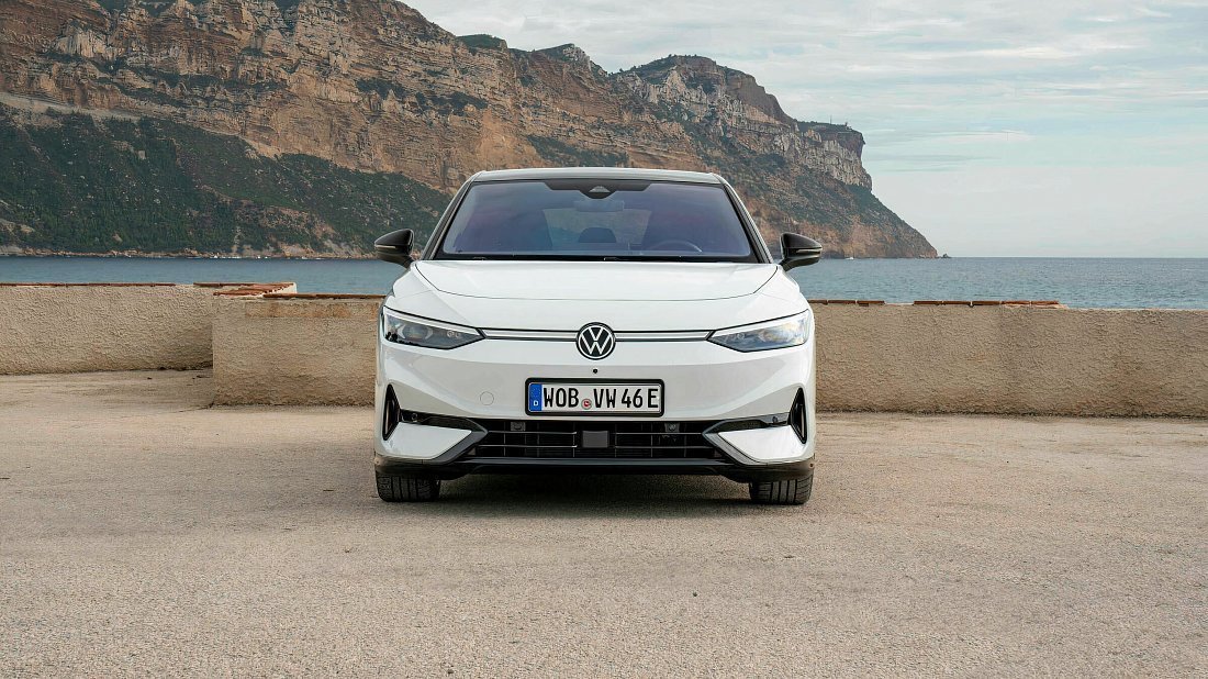 Volkswagen ID.7 Pro (2023-…) front fascia, grille, headlights, bumper, exterior