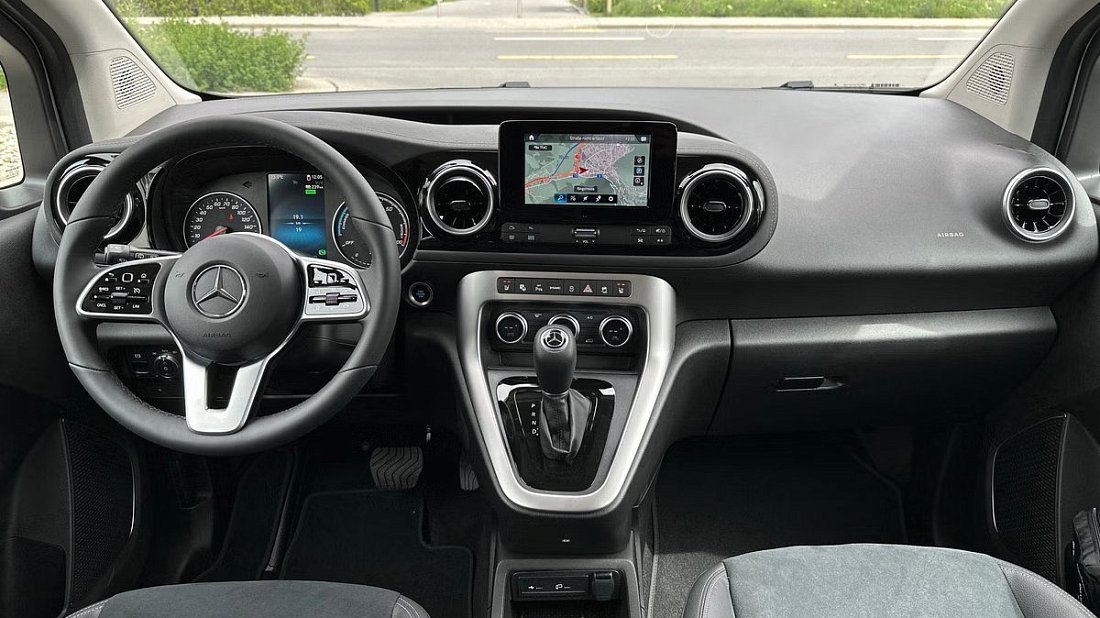 Mercedes EQT 200 Standard (2023-…) interior, front seat, driver seat, dashboard, steering wheel, infotainment, cockpit
