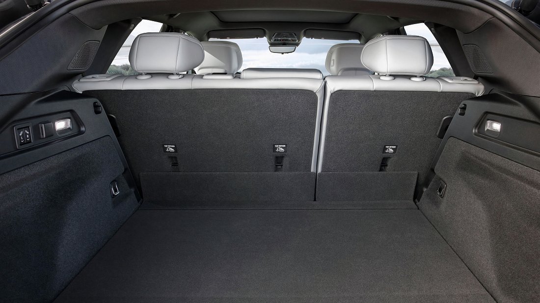 Cadillac Lyriq AWD (2022-…) trunk photo, boot, seats up, seats upright, cargo space, cargo volume, cargo capacity, storage