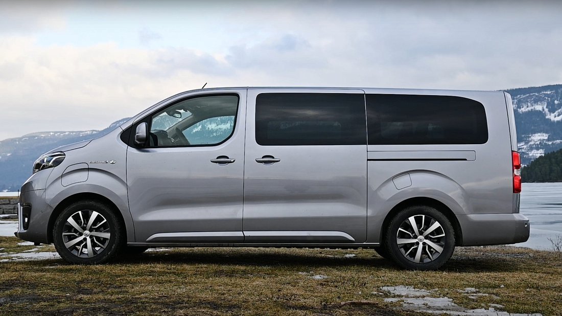 Toyota Proace Verso Electric L 75 kWh (2021-2024) side profile, silhouette, doors, wheels, exterior