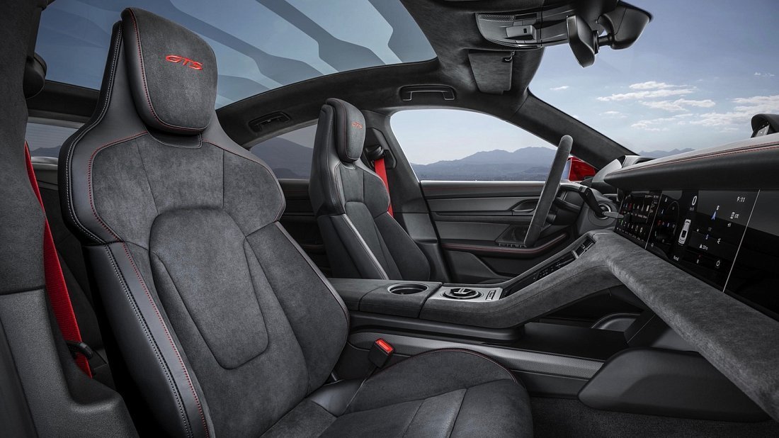 Porsche Taycan GTS (2022-2024) interior, front seat, driver seat, dashboard, steering wheel, infotainment, cockpit