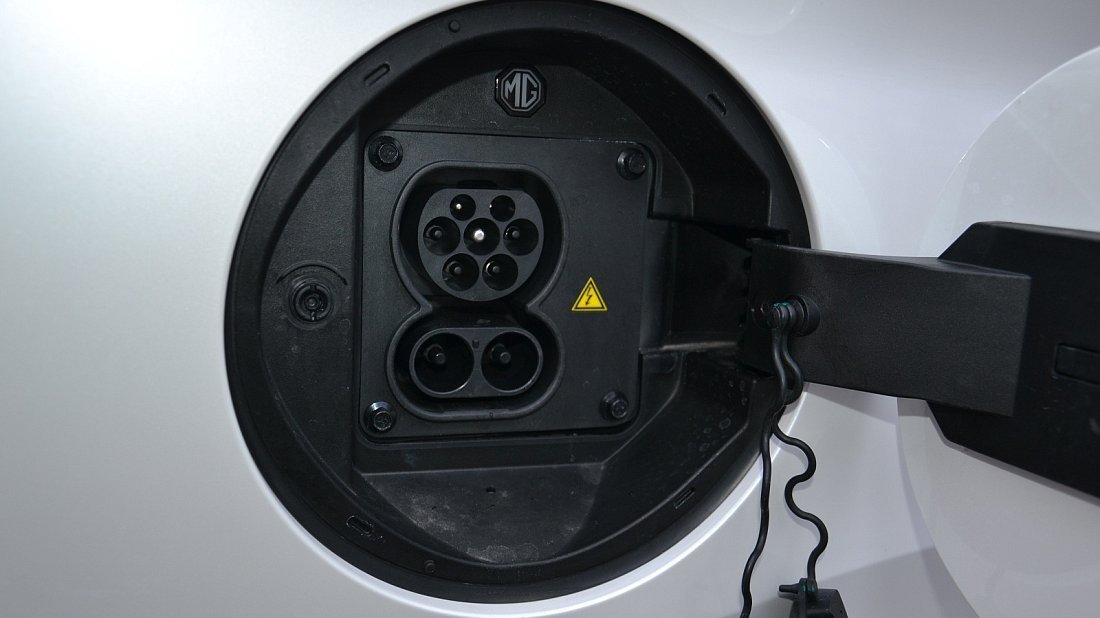 MG Marvel R Performance (2021-…) charge port Europe, charging, inlet, plug, connector