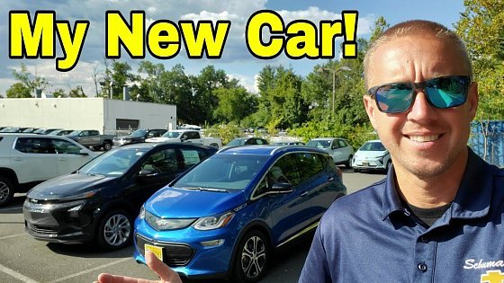 Video: My New Car!! 2022 Chevrolet Bolt EUV LT