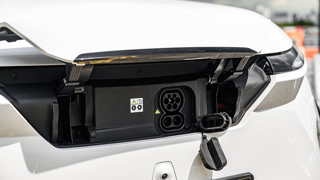 Omoda E5 (2024-...) charge port Europe, charging, inlet, plug, connector