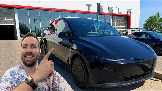 Video: Driving the $45k Canadian Standard Model Y - The Differences and FSD Test