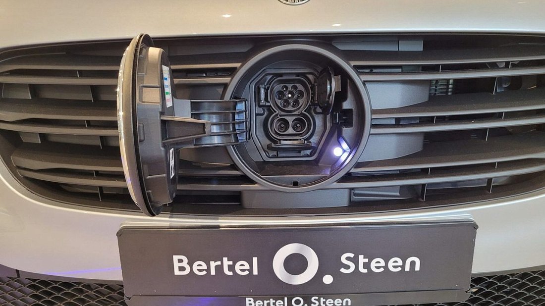Mercedes EQT 200 Standard (2023-…) charge port Europe, charging, inlet, plug, connector