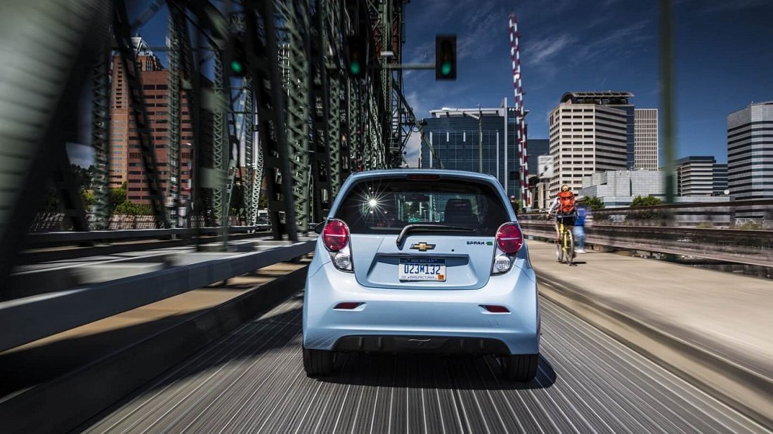 Chevrolet Spark EV 21 kWh (2013-2014) rear view, taillights, trunk, spoiler, badge, bumper, exterior