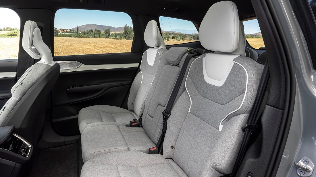 Volvo EX90 Single Motor (2024-…) rear seats, back seats, passenger seats, legroom, headroom, interior