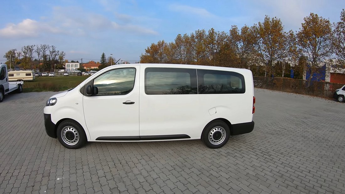 Citroën e-Jumpy Combi M 75 kWh (2020-2024) side profile, silhouette, doors, wheels, exterior