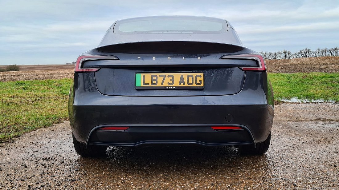 Tesla Model 3 RWD (2023-…) rear view, taillights, trunk, spoiler, badge, bumper, exterior