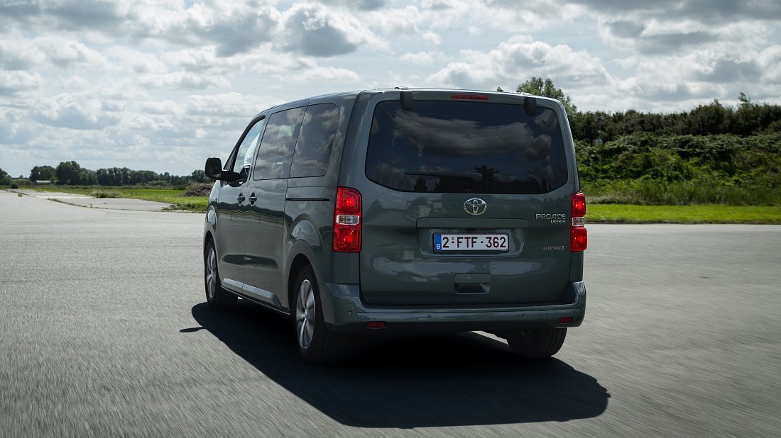 Toyota Proace Verso Electric L1 50 kWh (2024-...) rear view, taillights, trunk, spoiler, badge, bumper, exterior