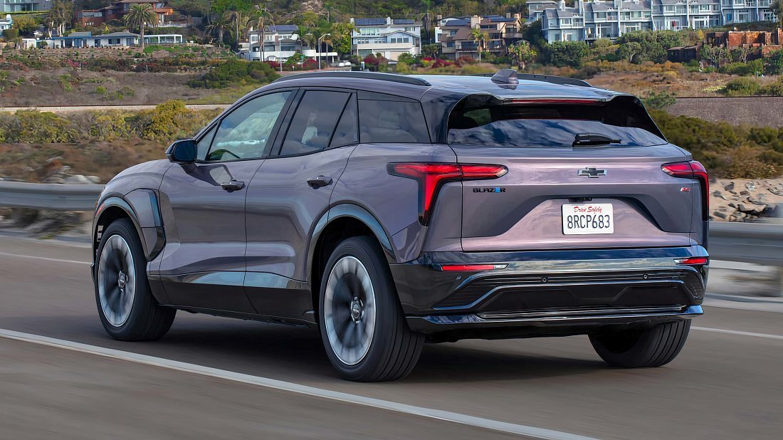 Chevrolet Blazer EV AWD (2023-…) rear view, taillights, trunk, spoiler, badge, bumper, exterior