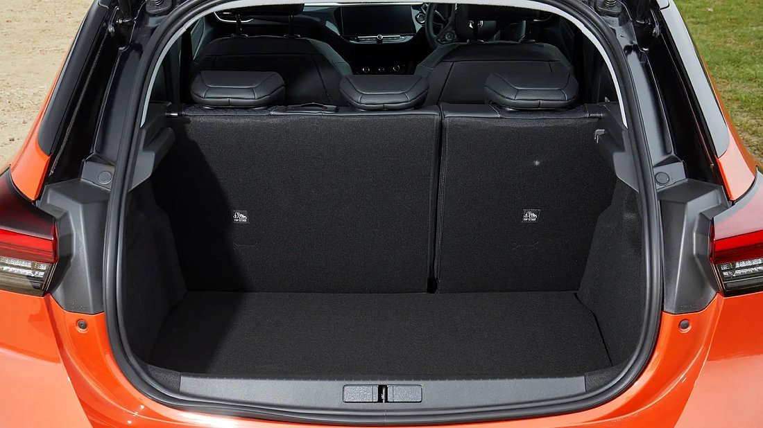 Opel Corsa Electric 50 kWh (2021-2023) trunk, boot, seats up, seats upright, cargo space, cargo volume, cargo capacity, storage