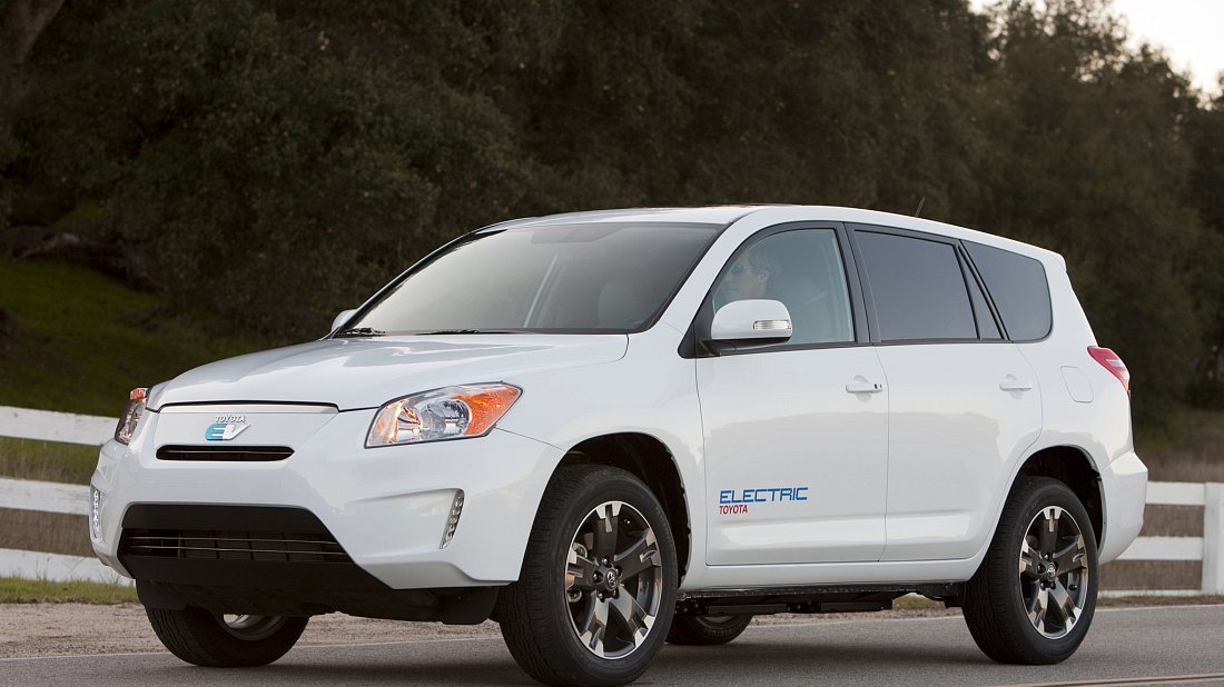 Toyota RAV4 EV Gen 2 (2012-2014) front view, front quarter, diagonal, exterior