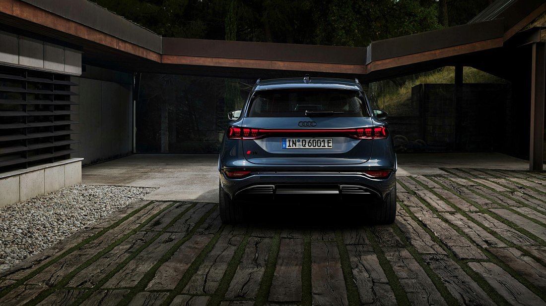 Audi Q6 e-tron Performance (2024-…) rear view, taillights, trunk, spoiler, badge, bumper, exterior