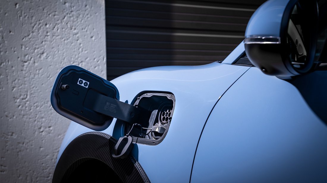 GWM ORA 03 63 kWh (2023-…) charge port Europe photo, charging, inlet, plug, connector
