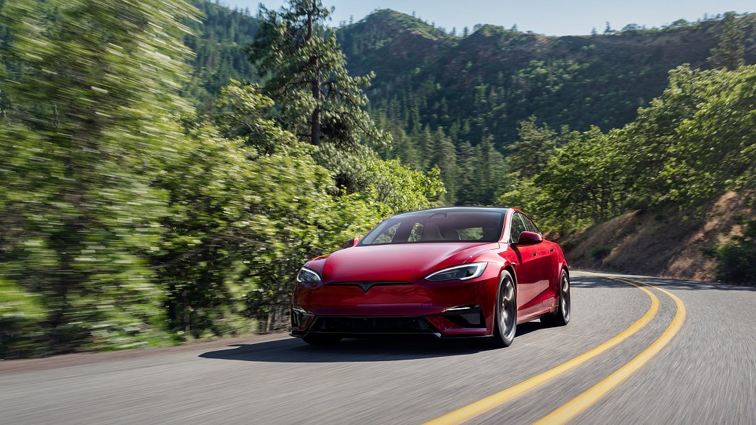 Tesla Model S Dual Motor (2025-…) front fascia, grille, headlights, bumper, exterior