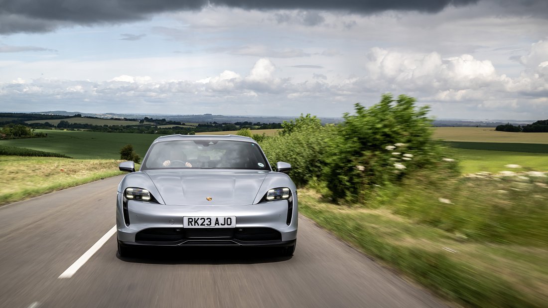Porsche Taycan RWD Sport Turismo (2022-2024) front fascia, grille, headlights, bumper, exterior