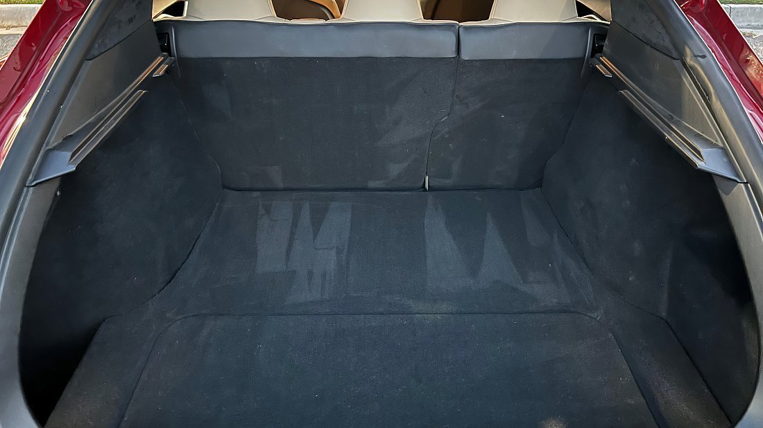 Tesla Model S 60 (2013-2015) trunk, boot, seats up, seats upright, cargo space, cargo volume, cargo capacity, storage