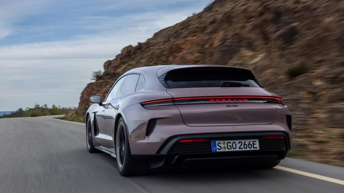 Porsche Taycan 4S Sport Turismo (2024-…) rear view, taillights, trunk, spoiler, badge, bumper, exterior