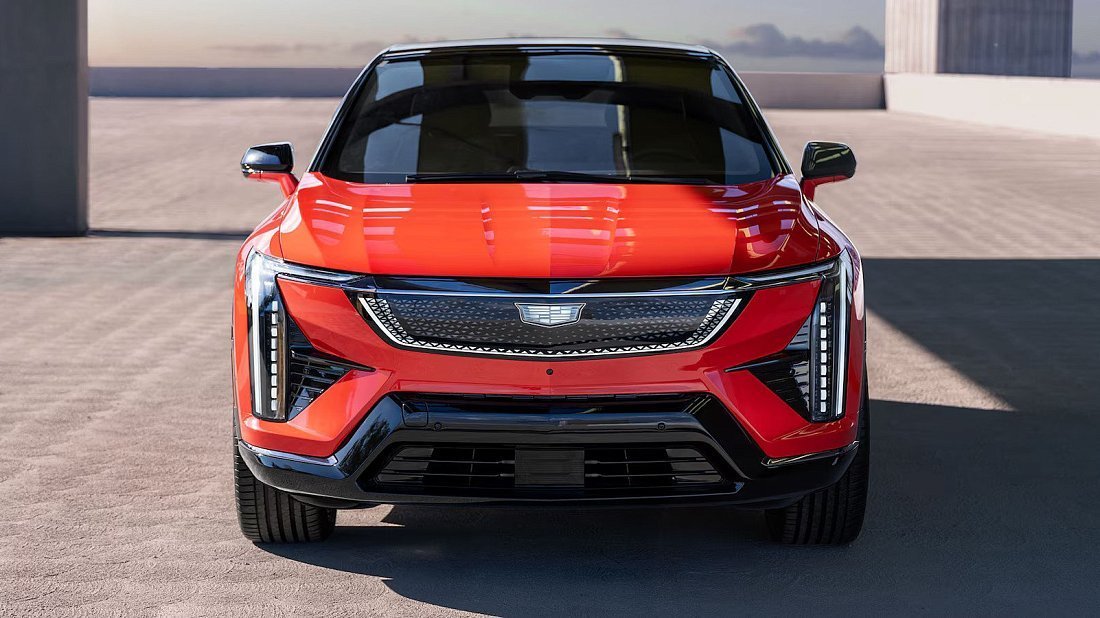Cadillac Optiq AWD (2024-…) front fascia photo, grille, headlights, bumper, exterior
