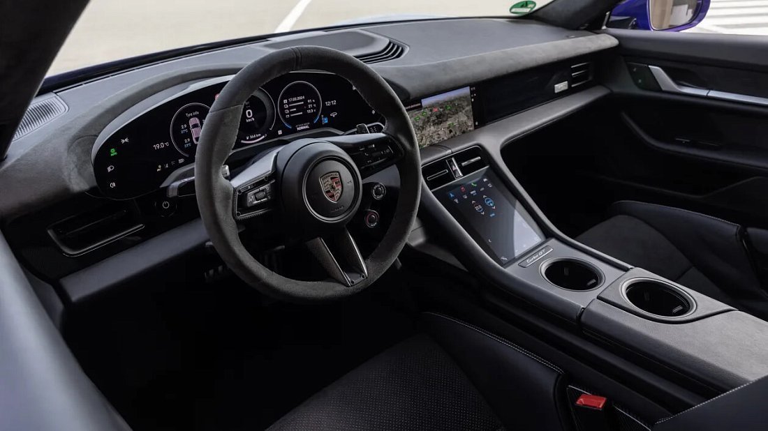 Porsche Taycan Turbo GT Weissach Package (2024-…) interior, front seat, driver seat, dashboard, steering wheel, infotainment, cockpit