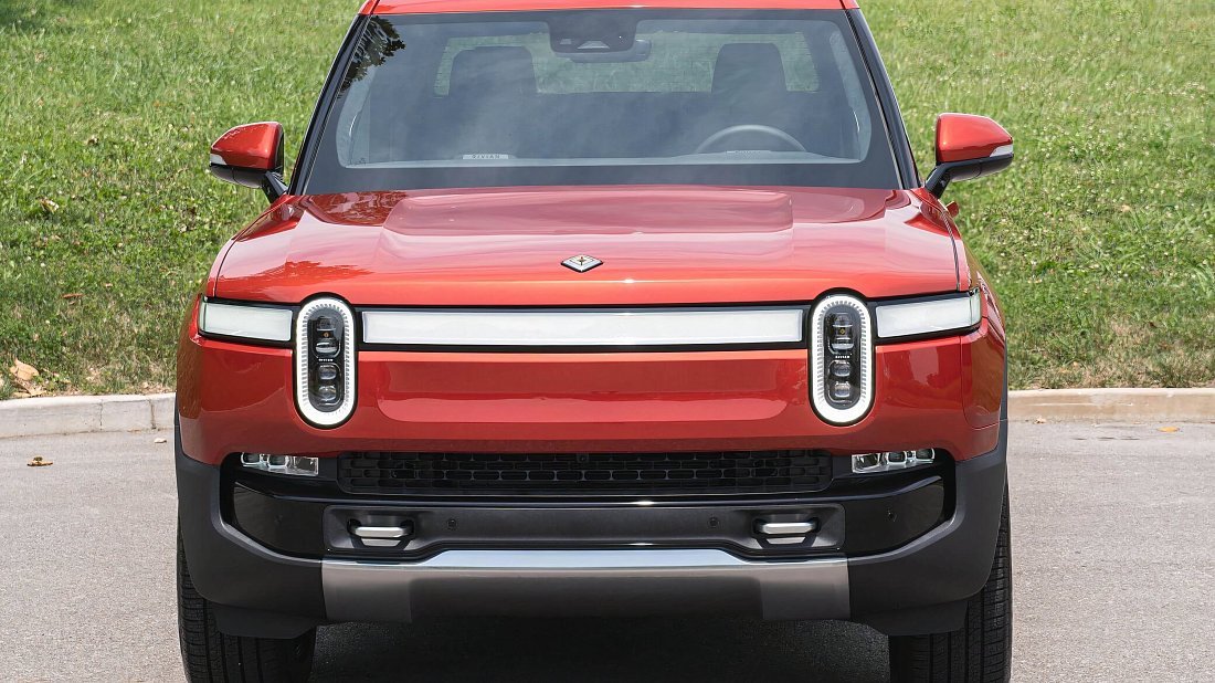 Rivian R1T Quad-Motor AWD Large (2022-…) front fascia, grille, headlights, bumper, exterior