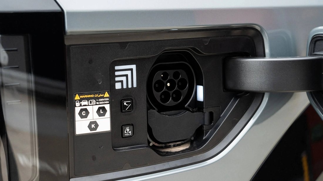 Kia EV9 Standard Range RWD (2023-…) charge port Europe, charging, inlet, plug, connector