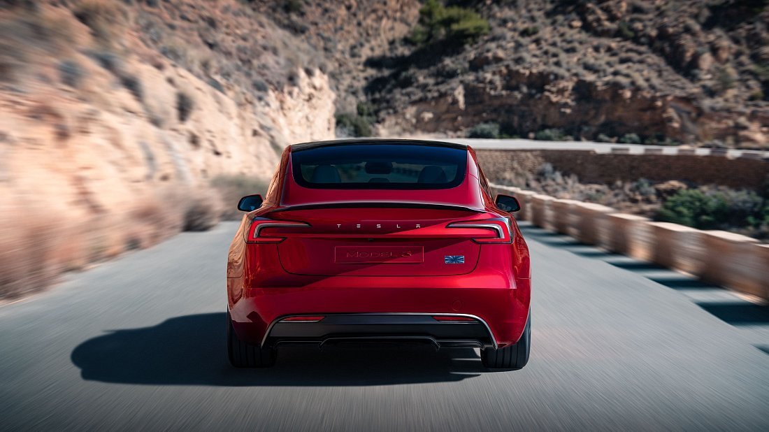 Tesla Model 3 Performance (2024-…) rear view photo, taillights, trunk, spoiler, badge, bumper, exterior