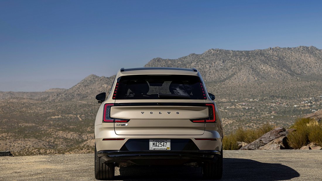 Volvo EX90 Single Motor (2024-…) rear view, taillights, trunk, spoiler, badge, bumper, exterior