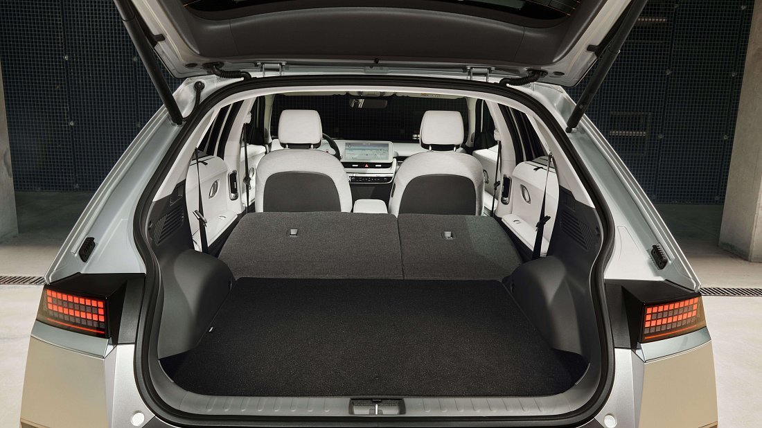 Hyundai Ioniq 5 Project 45 (2021) trunk, boot, expanded, folded seats, maximum volume, max cargo, max capacity, max storage