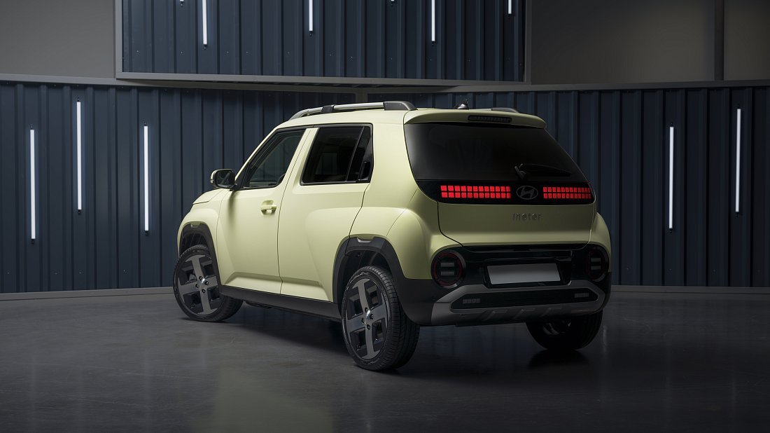 Hyundai Casper (Inster) Electric Standard Range (2024-...) rear quarter, three-quarter view, diagonal, exterior