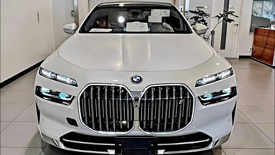 Video: 2024 BMW i7 xDrive60 - Interior and Exterior Walkaround [4K]