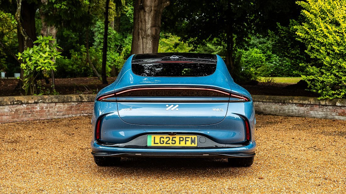 MG IM5 Standard Range (2025-...) rear view photo, taillights, trunk, spoiler, badge, bumper, exterior