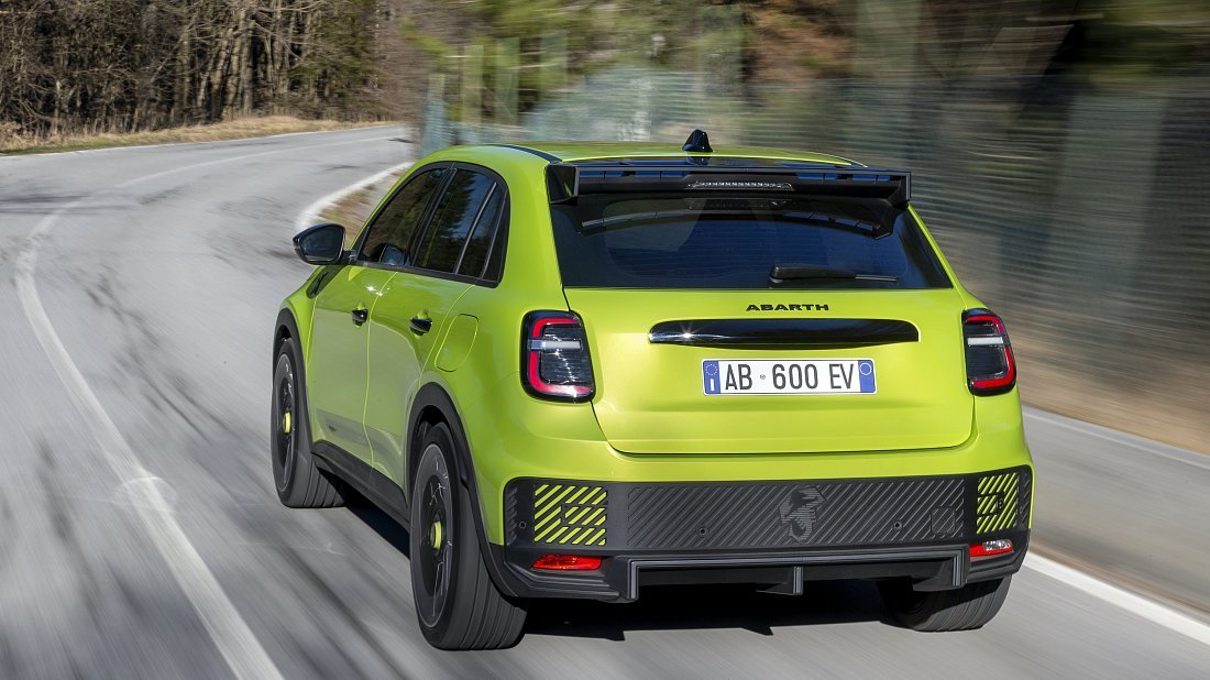 Abarth 600e Turismo (2024-…) rear view photo, taillights, trunk, spoiler, badge, bumper, exterior