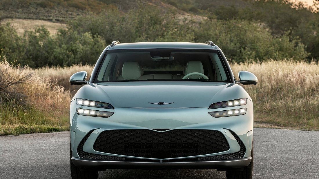 Genesis GV60 Standard AWD (2024-…) front fascia, grille, headlights, bumper, exterior