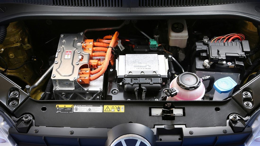 Volkswagen e-Up! 18.7 kWh (2013-2019) frunk, front trunk, under hood, storage, cargo, capacity, bonus space