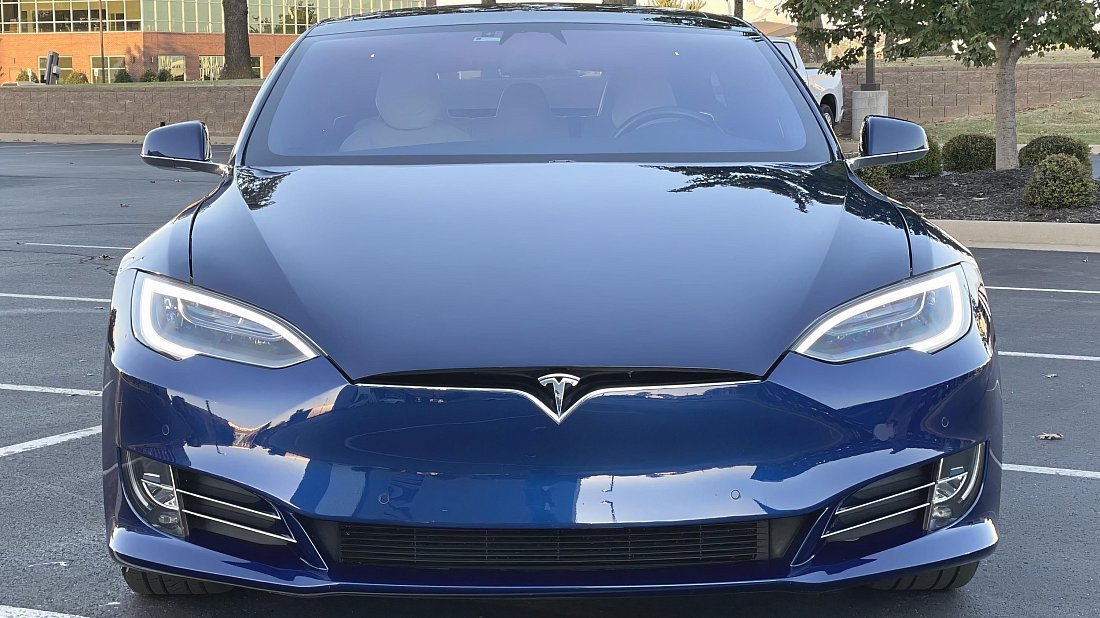 Tesla Model S P100D (2016-2019) front fascia, grille, headlights, bumper, exterior