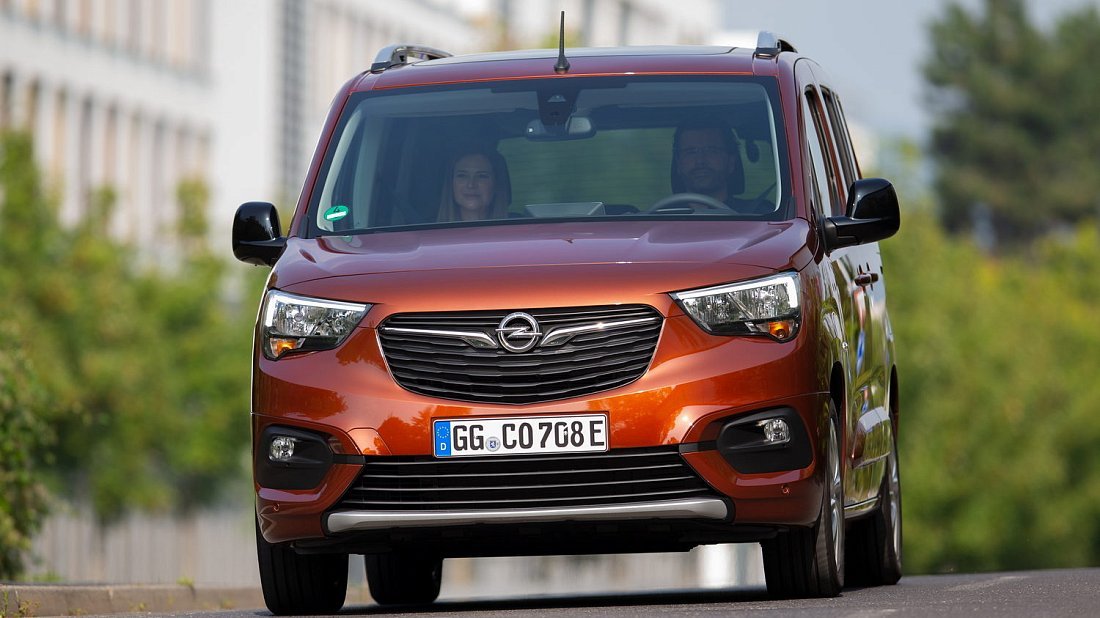 Opel Combo Electric Life 50 kWh (2021-2024) front fascia, grille, headlights, bumper, exterior