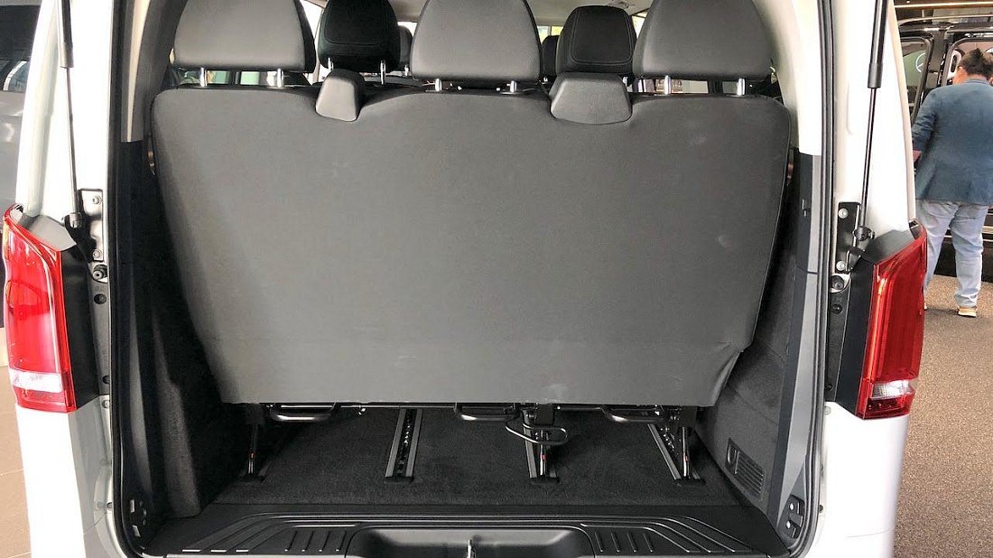 Mercedes eVito Tourer Long 90 kWh (2020-2023) trunk, boot, seats up, seats upright, cargo space, cargo volume, cargo capacity, storage