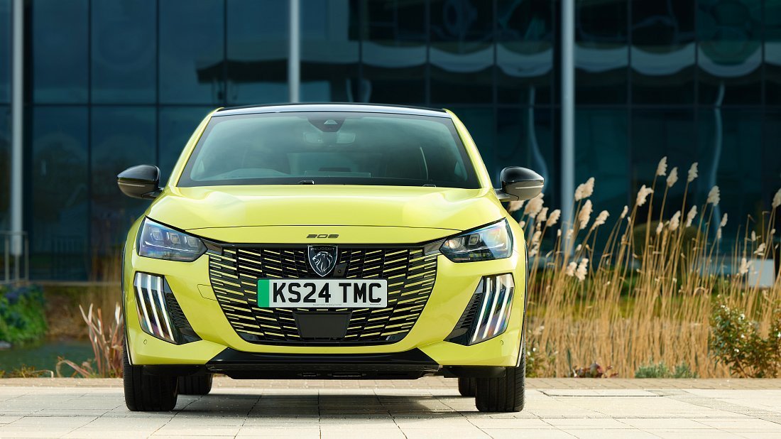 Peugeot e-208 51 kWh (2023-…) front fascia, grille, headlights, bumper, exterior