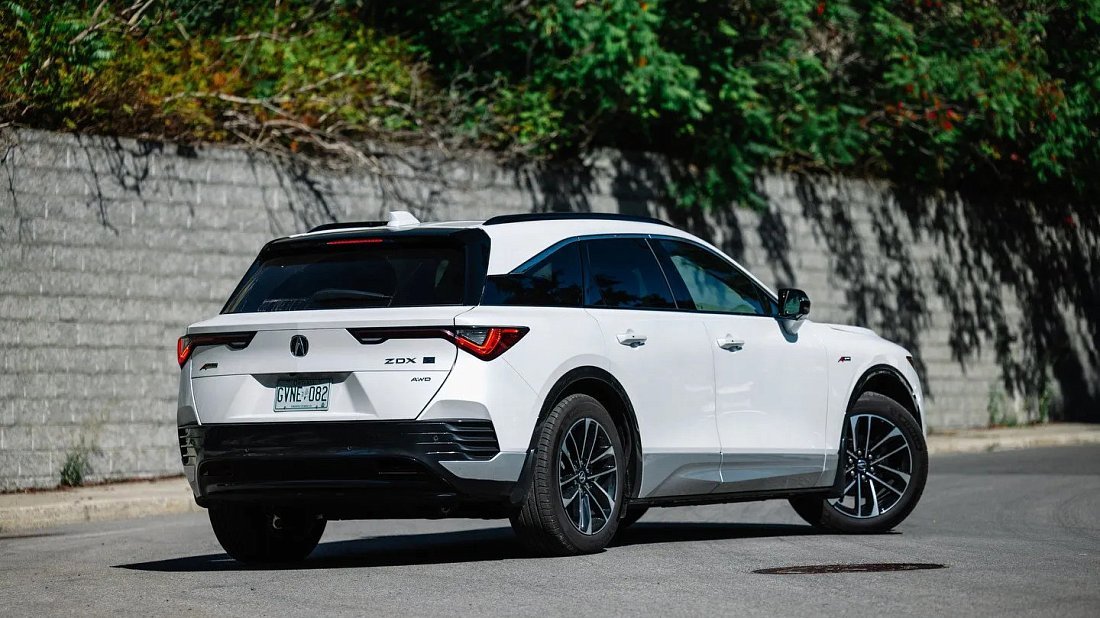 Acura ZDX A-Spec AWD (2024-…) rear quarter photo, three-quarter view, diagonal, exterior