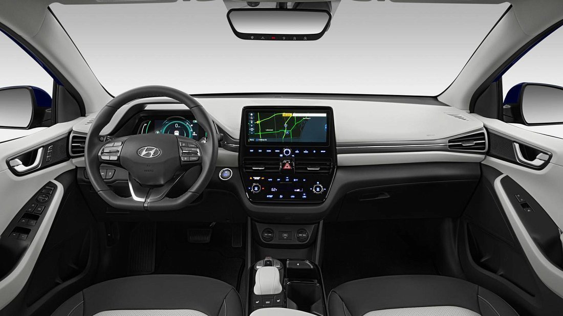 Hyundai Ioniq Electric Gen 2 (2019-2022) interior photo, front seat, driver seat, dashboard, steering wheel, infotainment, cockpit