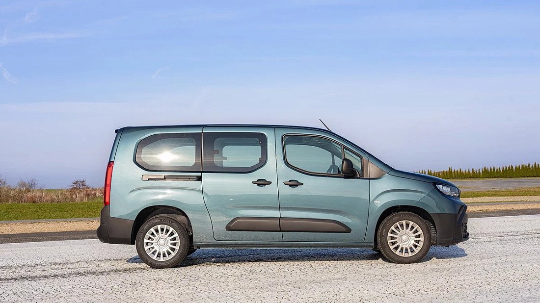 Toyota Proace City Verso Electric L2 52 kWh (2024-...) side profile photo, silhouette, doors, wheels, exterior