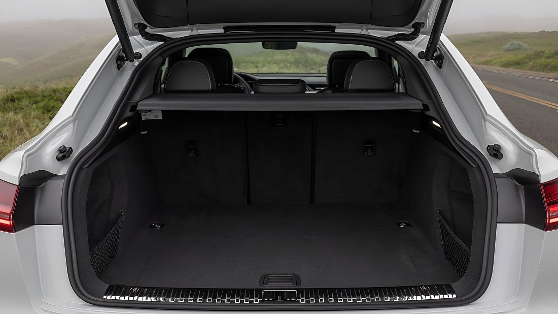 Audi Q8 Sportback e-tron 50 quattro (2022-…) trunk photo, boot, seats up, seats upright, cargo space, cargo volume, cargo capacity, storage