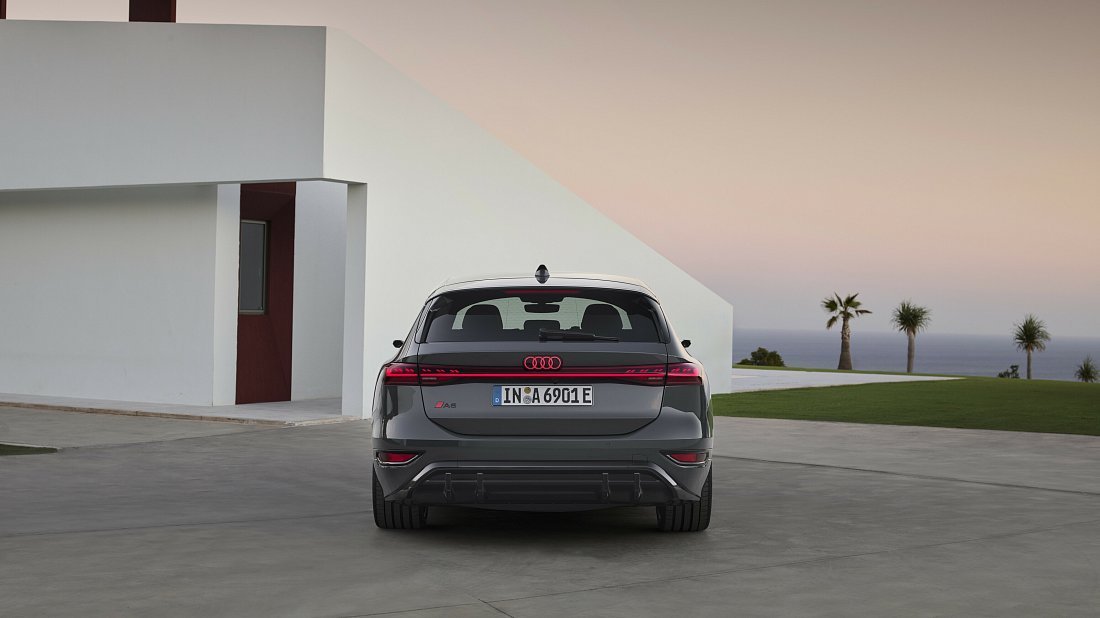 Audi A6 Avant e-tron Performance (2024-…) rear view, taillights, trunk, spoiler, badge, bumper, exterior