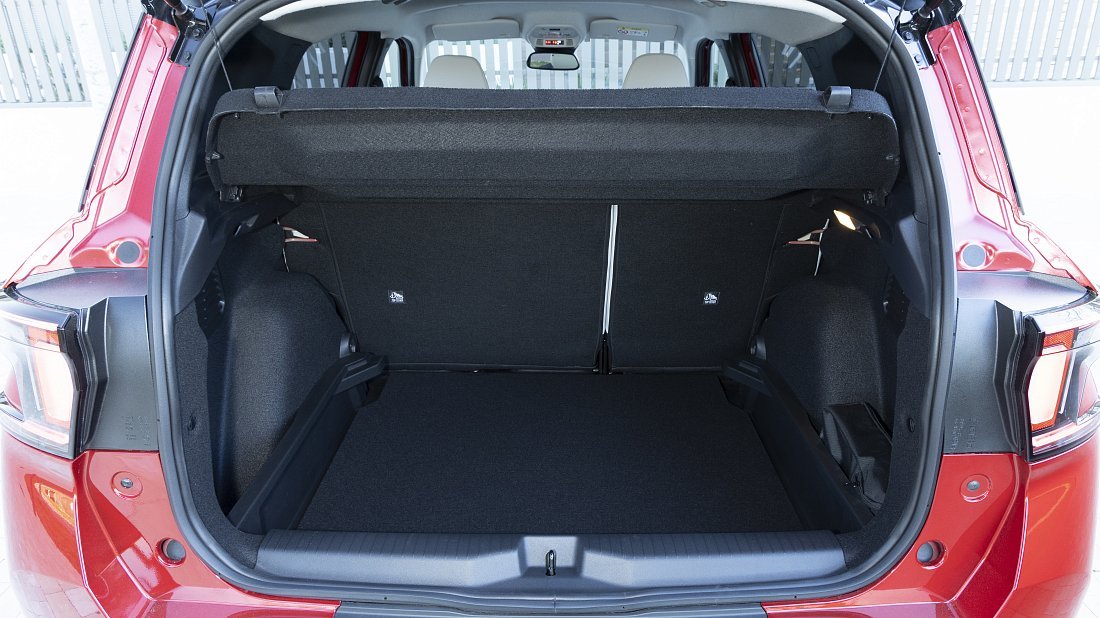 Citroën e-C3 Aircross Comfort Range (2024-…) trunk photo, boot, seats up, seats upright, cargo space, cargo volume, cargo capacity, storage